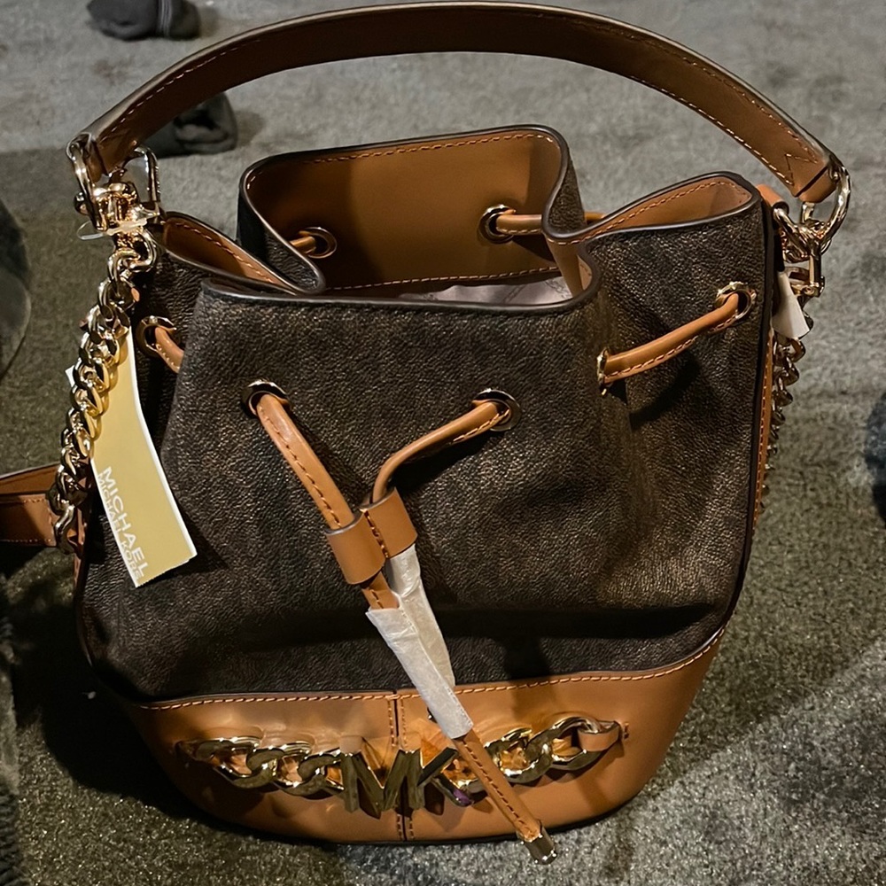 Beautiful brand new MICHAEL Kors original